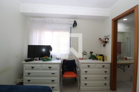 Apartamento à venda com 135m², 4 quartos e 3 vagasQuarto 2 - Suíte