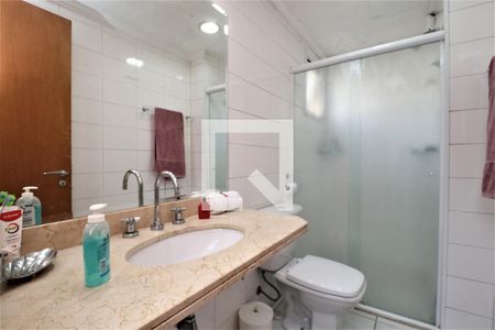 Apartamento à venda com 135m², 4 quartos e 3 vagasBanheiro da Suíte 2