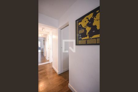 Apartamento para alugar com 104m², 3 quartos e 2 vagas Apartamento para alugar com 104m², 3 quartos e 2 vagasCorredor