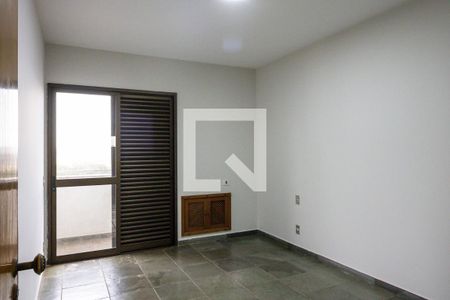 Apartamento para alugar com 150m², 3 quartos e 1 vagaSuíte