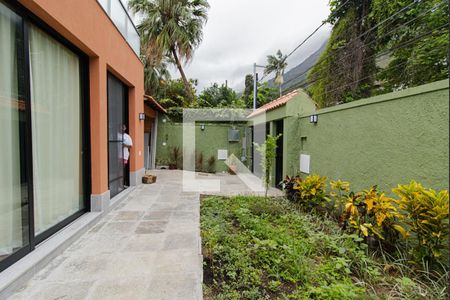 Casa à venda com 349m², 3 quartos e 2 vagasQuintal