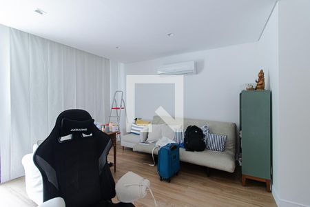 Casa à venda com 349m², 3 quartos e 2 vagasEscritório 2