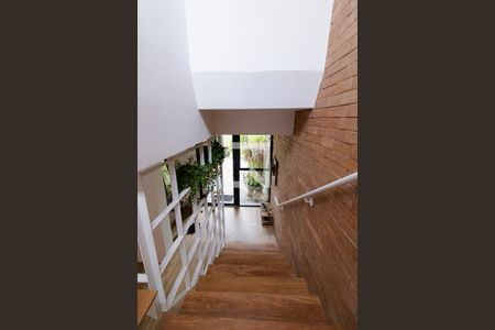 Casa à venda com 349m², 3 quartos e 2 vagasCorredor/Escada