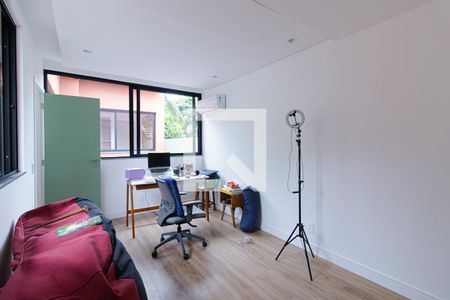 Casa à venda com 349m², 3 quartos e 2 vagasEscritório 1