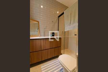 Banheiro Quarto 1 de casa à venda com 3 quartos, 349m² em Barra da Tijuca, Rio de Janeiro