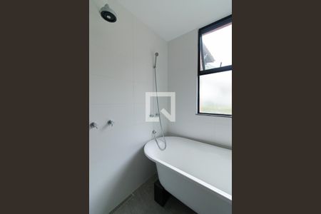 Casa à venda com 349m², 3 quartos e 2 vagasBanheiro Quarto 4