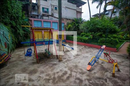 Apartamento à venda com 210m², 3 quartos e 2 vagasÁrea Comum - Playground