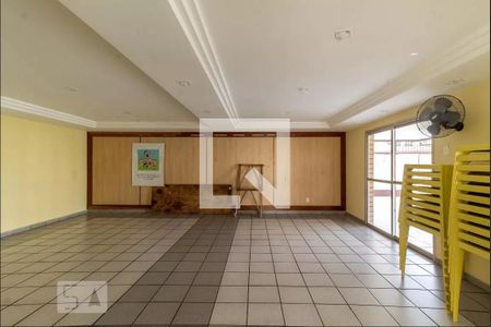 Apartamento à venda com 210m², 3 quartos e 2 vagasÁrea comum - Salão de festas