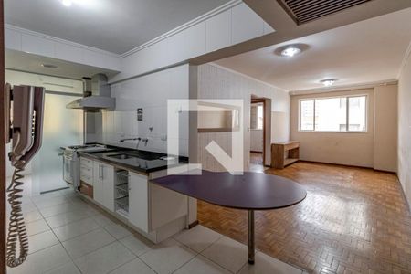 Sala e Cozinha de apartamento à venda com 3 quartos, 70m² em Cambuci, São Paulo