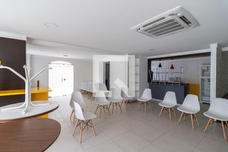 Apartamento para alugar com 136m², 3 quartos e 3 vagas Apartamento para alugar com 136m², 3 quartos e 3 vagasÁrea comum - Salão de festas