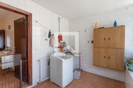 Casa à venda com 480m², 5 quartos e 10 vagasÁrea de serviço