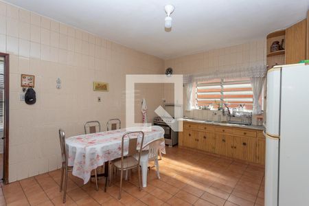 Casa à venda com 480m², 5 quartos e 10 vagasCozinha