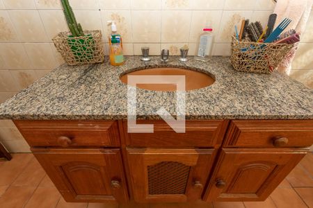 Banheiro de casa à venda com 5 quartos, 480m² em Piraporinha, Diadema