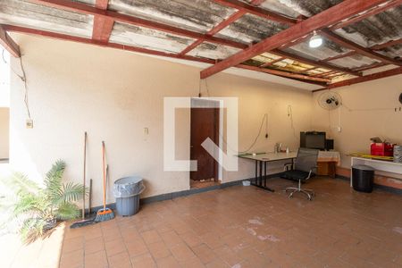 Casa à venda com 480m², 5 quartos e 10 vagasQuintal