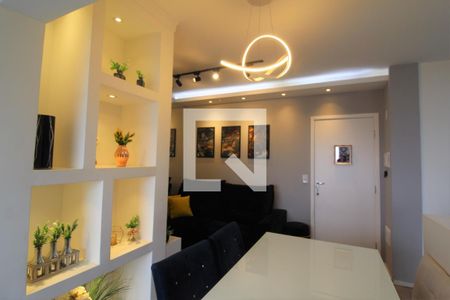 Sala de apartamento para alugar com 2 quartos, 55m² em Santa Maria, Santo André