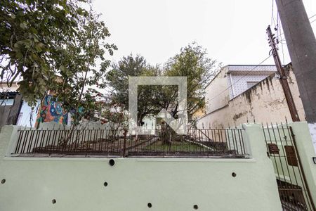 Casa à venda com 206m², 1 quarto e sem vaga Casa à venda com 206m², 1 quarto e sem vagaFachada