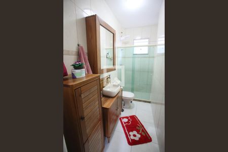 Casa de condomínio à venda com 185m², 3 quartos e 2 vagasBanheiro da Suíte