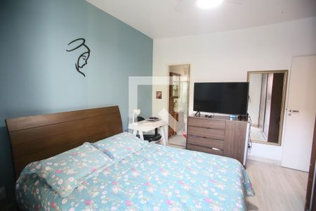 Casa de condomínio à venda com 185m², 3 quartos e 2 vagasQuarto Suíte