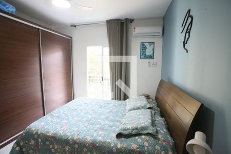 Casa de condomínio à venda com 185m², 3 quartos e 2 vagasQuarto Suíte