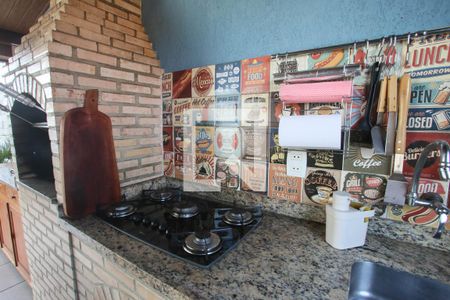 Casa de condomínio à venda com 185m², 3 quartos e 2 vagasChurrasqueira