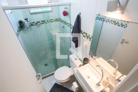 Casa de condomínio à venda com 185m², 3 quartos e 2 vagasBanheiro Social