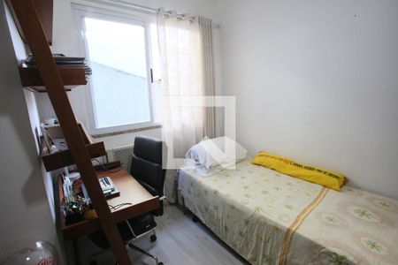 Casa de condomínio à venda com 185m², 3 quartos e 2 vagasQuarto 2