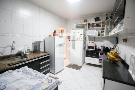 Casa de condomínio à venda com 185m², 3 quartos e 2 vagasCozinha