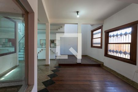 Sala de casa à venda com 4 quartos, 400m² em Renascença, Belo Horizonte