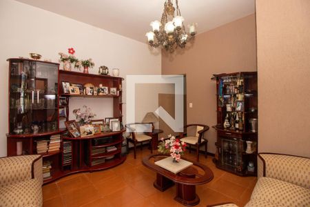 Sala de casa para alugar com 4 quartos, 340m² em Floresta, Porto Alegre