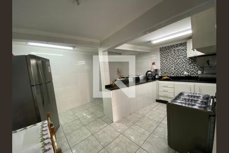 Casa à venda com 6 quartos, 260m² em Alípio de Melo, Belo Horizonte