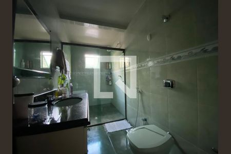 Casa à venda com 6 quartos, 260m² em Alípio de Melo, Belo Horizonte