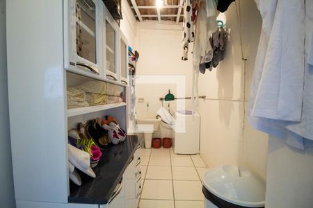 Casa à venda com 88m², 2 quartos e 2 vagasLavanderia 