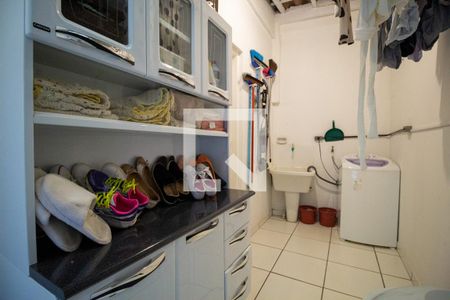 Casa à venda com 88m², 2 quartos e 2 vagasLavanderia 