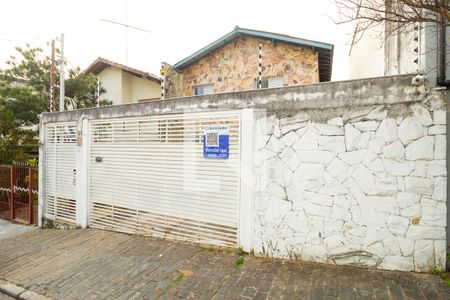 Casa à venda com 88m², 2 quartos e 2 vagasFachada 