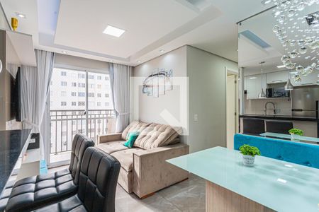 Sala de apartamento à venda com 3 quartos, 57m² em Parque São Vicente, Santo André