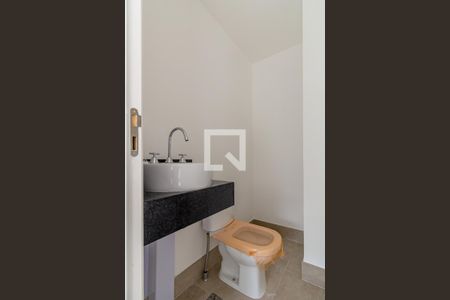 Lavabo de apartamento para alugar com 1 quarto, 48m² em Vila Buarque, São Paulo