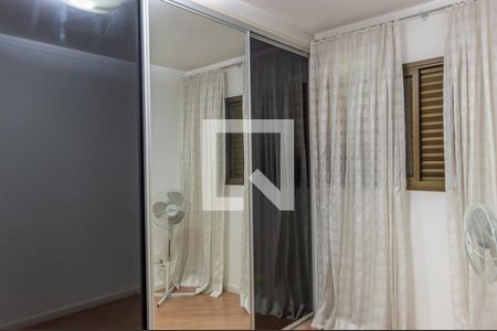 Quarto 1 de apartamento para alugar com 2 quartos, 56m² em Taboão, São Bernardo do Campo