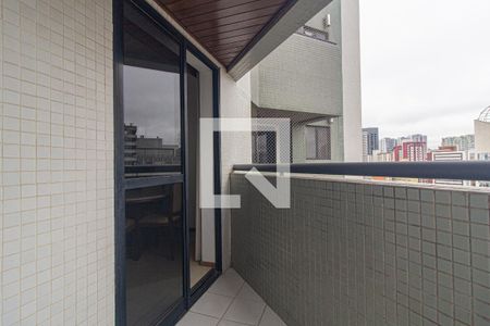 Sacada de apartamento para alugar com 2 quartos, 70m² em Centro, Curitiba