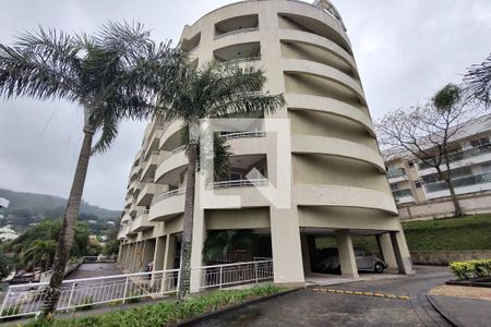 Apartamento para alugar com 73m², 2 quartos e 1 vagaFachada do bloco