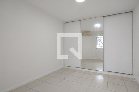 Apartamento para alugar com 73m², 2 quartos e 1 vagaQuarto 2 - Suíte
