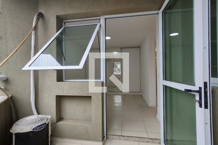 Apartamento para alugar com 73m², 2 quartos e 1 vagaVaranda do Quarto 
