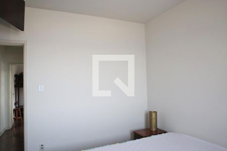 Apartamento para alugar com 105m², 3 quartos e 2 vagasQuarto 2
