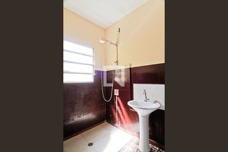 Casa à venda com 125m², 2 quartos e sem vaga Casa à venda com 125m², 2 quartos e sem vagaBanheiro