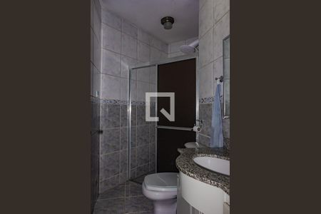 Casa à venda com 216m², 3 quartos e 2 vagasBanheiro