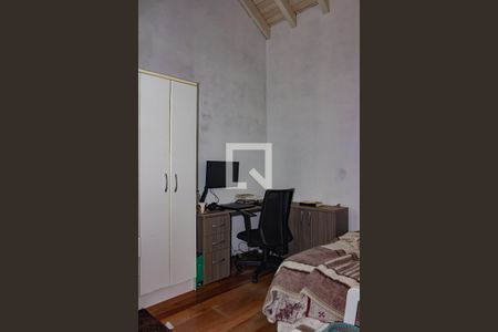 Casa à venda com 216m², 3 quartos e 2 vagasQuarto 3