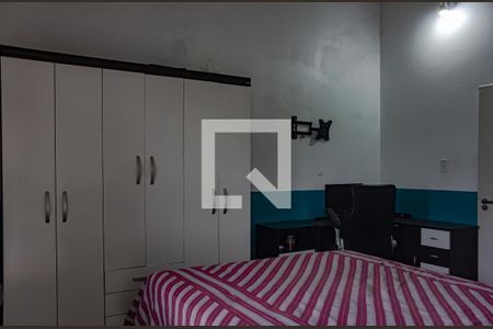 Casa à venda com 216m², 3 quartos e 2 vagasQuarto 2