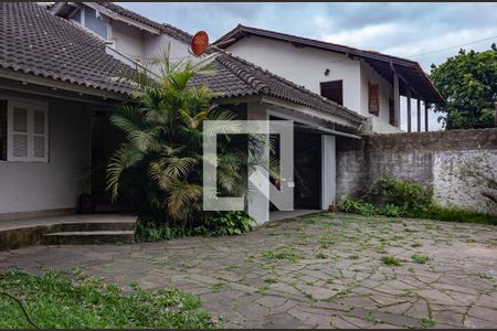 Casa à venda com 216m², 3 quartos e 2 vagasQuintal