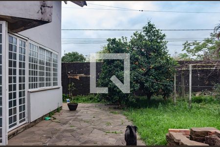 Casa à venda com 216m², 3 quartos e 2 vagasQuintal