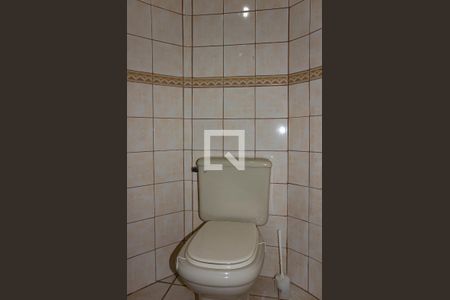 Casa à venda com 216m², 3 quartos e 2 vagasLavabo