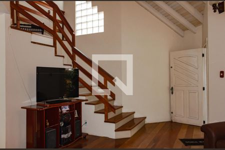Sala 1 de casa à venda com 3 quartos, 216m² em Rio Branco, Canoas